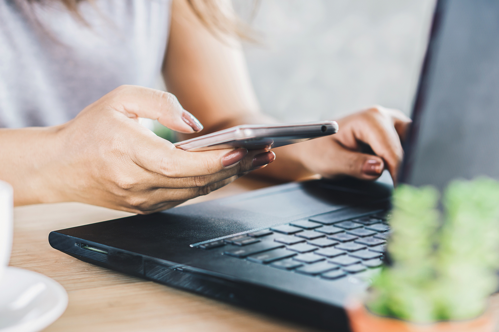 Mobile Devices at Work: The Attack Surface Expands As Remote Workers Grow cover image